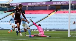 {{ otherArticle[0].article.title }}