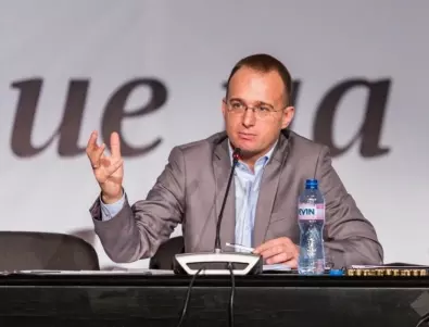 Симеон Славчев, партия МИР: Отхвърленото вето и промените в Изборния кодекс са опасност за демокрацията в България