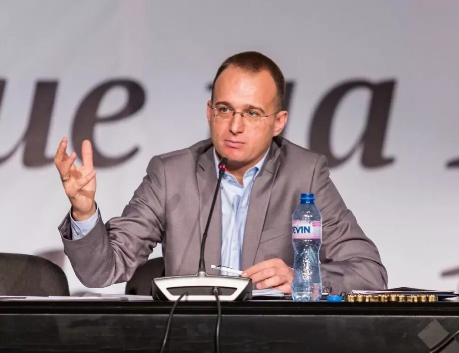 Лидерът на ПП МИР Симеон Славчев ще участва в онлайн кръгла маса