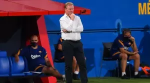 Куман притеснен от изкуствения терен на Корнея: Това не е футбол