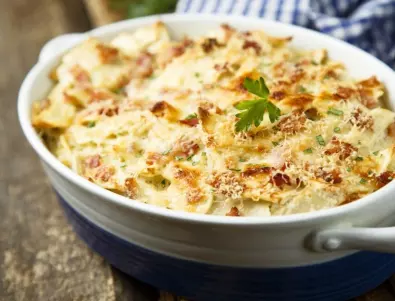 Лесни рецепти за вечеря: Редени картофи с наденица