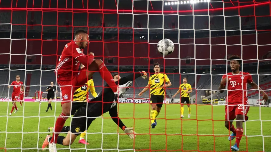 Байерн Мюнхен надви Борусия Дортмунд в голово шоу и вдигна Суперкупата на Германия