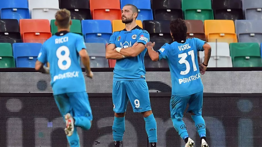 Исторически голове на Гълъбинов донесоха първа победа на Специя в Серия А