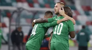 {{ otherArticle[0].article.title }}