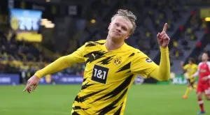 Ерлинг Холанд с невероятен рекорд за Борусия (Дортмунд)