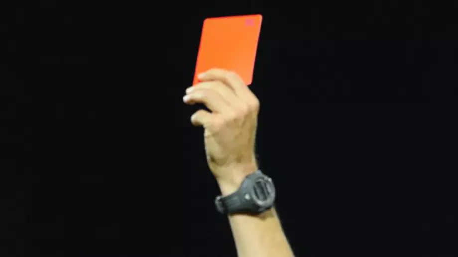 На финал като на финал - 10 червени картона белязаха зрелищен мач в Аржентина (ВИДЕО)