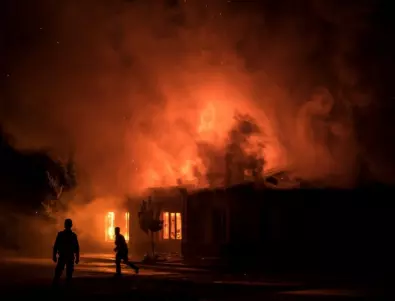 Жители на Нагорни Карабах палят къщите си преди изтеглянето на силите на Ереван