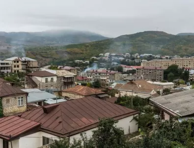 Ереван: Азербайджанската армия стреля по арменски позиции до град Сотк