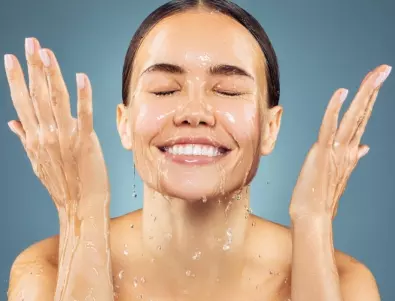 Трябва ли да мием лицето си със студена вода?