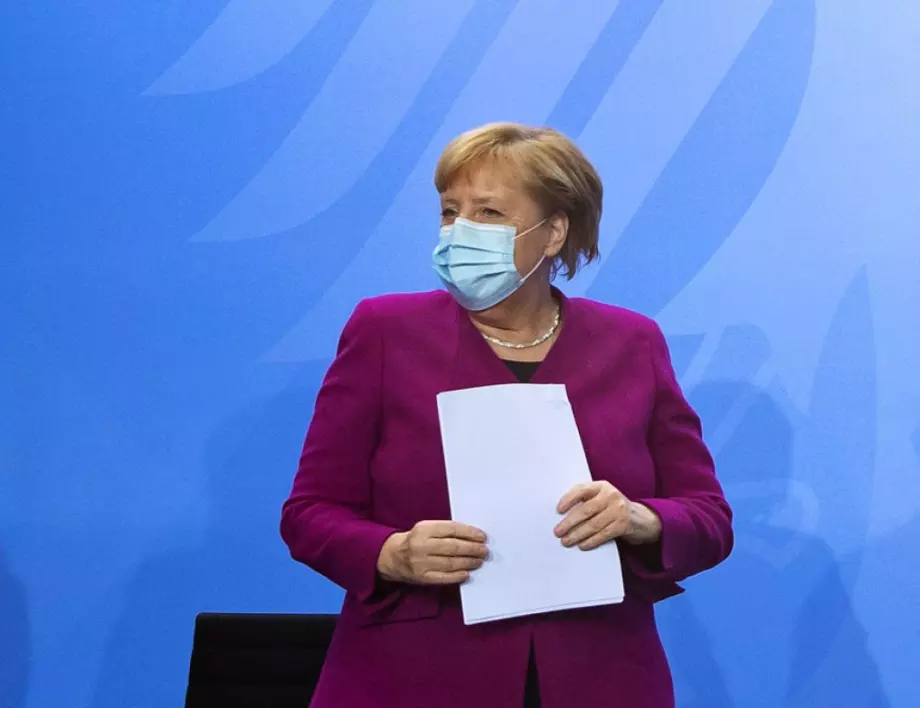 Меркел се възмути от коледните базари предвид увеличаващата се смъртност от коронавируса