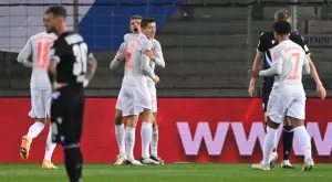 {{ otherArticle[0].article.title }}