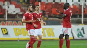 {{ otherArticle[0].article.title }}