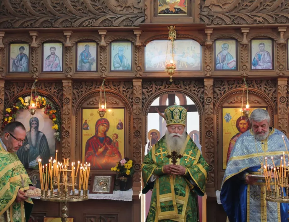 Църквата в Полатен отбеляза своя храмов празник