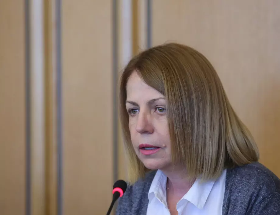 Йорданка Фандъкова заяви, че ще се ваксинира срещу коронавирус