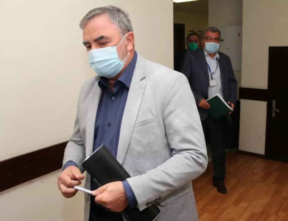 Ангел Кунчев: Не планираме задължително ваксиниране срещу коронавирус