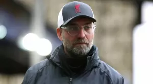 Юрген Клоп и Шон Дайк влязоха в спор и си размениха реплики при победата на Бърнли над Ливърпул (ВИДЕО)