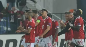 {{ otherArticle[0].article.title }}