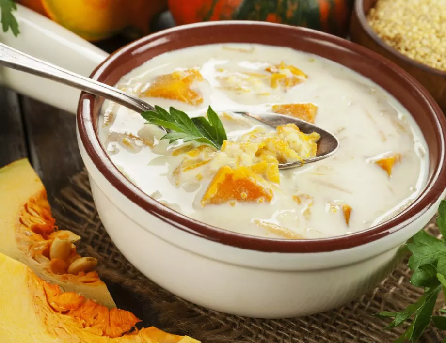 Рецепта на деня: Млечна супа с тиква