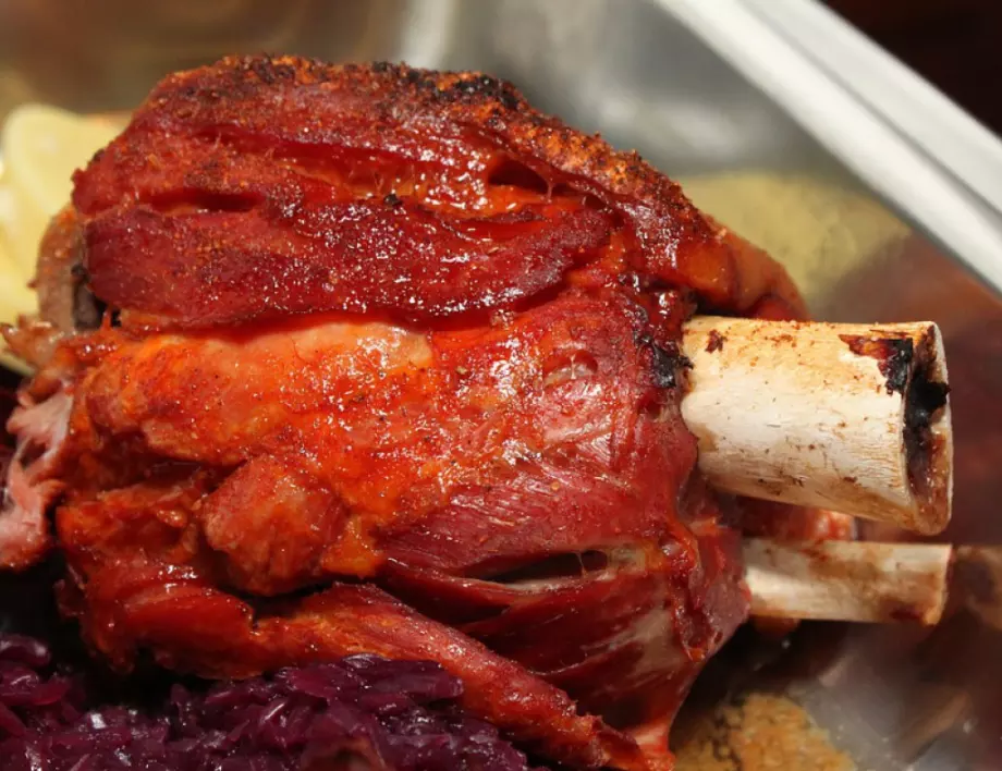 Тази немска рецепта за свински джолан обиколи цяла Европа