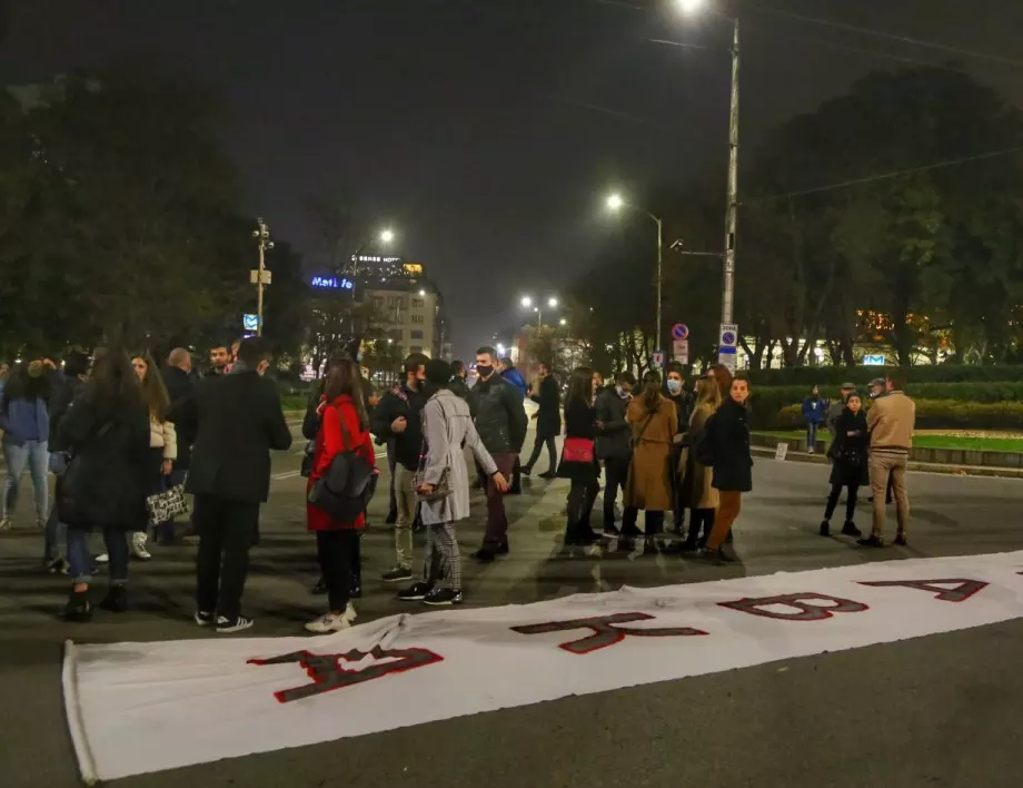 "Протестът се разцепи" е музика за ушите на Борисов