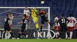 {{ otherArticle[0].article.title }}