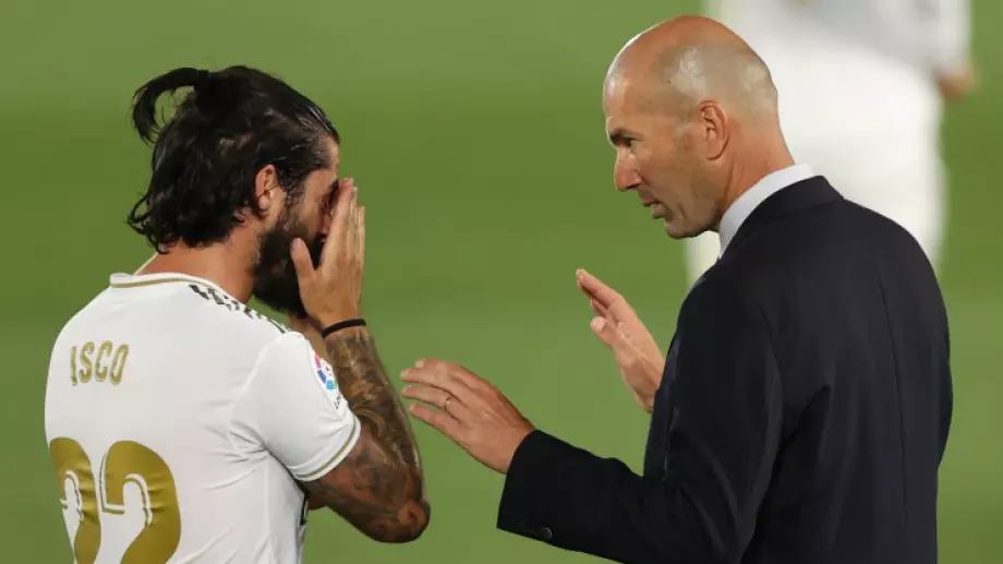 Играчите на Реал Мадрид не са останали доволни от състава на Зидан срещу Валенсия