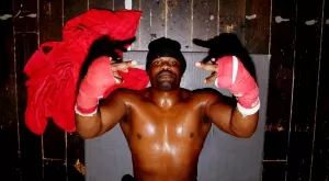 {{ otherArticle[0].article.title }}