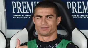 {{ otherArticle[0].article.title }}