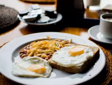 Как да приготвите ПЕРФЕКТНИТЕ яйца на очи за закуска или обяд 