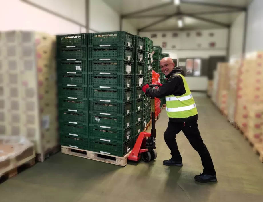 4,5 тона плодове и зеленчуци дари Kaufland на Българска хранителна банка