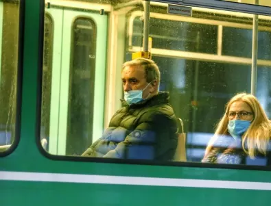 Намаляват работното време на градския транспорт в София 