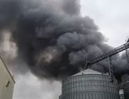Пламъците се разраснаха за кратко: Горя текстилна фабрика в Турция (ВИДЕО)