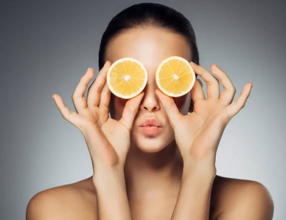 Избелване и почистване на лицето с лимон 