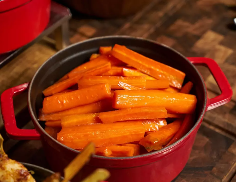Кои моркови са по-полезни: суровите или сготвените?
