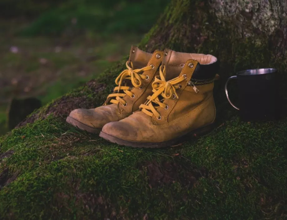 Миризливи крака и обувки - как да ги махнем от живота си