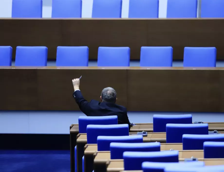 При над 42% преброяване: Парламент с шест партии и коалиции, ВМРО още е далеч