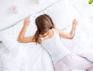 Учени установиха защо е вредно да се спи по корем