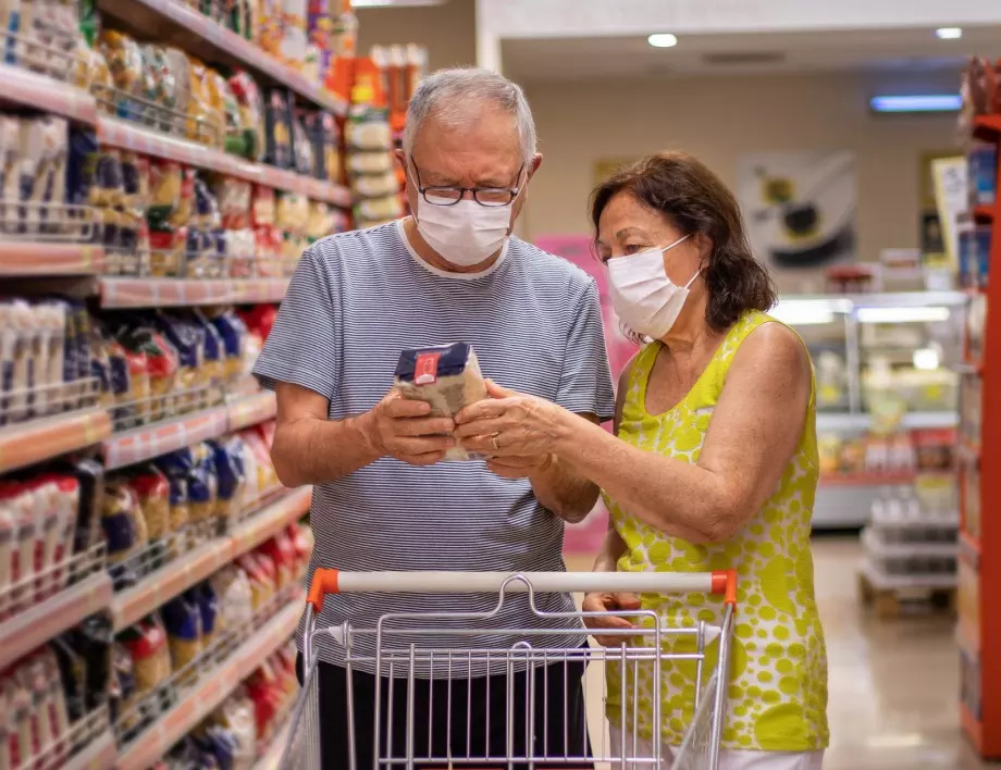 Напук на пандемията: Потреблението се възстановява, търговията отбелязва ръст