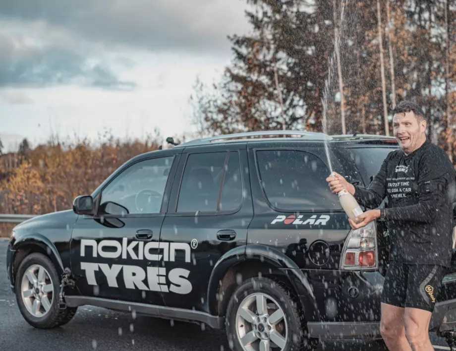 Nokian Tyres направи световен рекорд възможен: Избутването на автомобил е въпрос на умения, а не на груба сила 