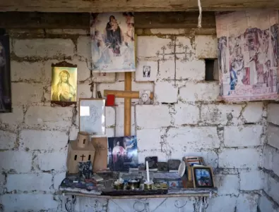 Руските миротворци охраняват древен манастир в Карабах 