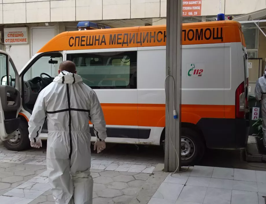 Коронавирусът в България: Отново висок брой починали след заразяване за денонощие