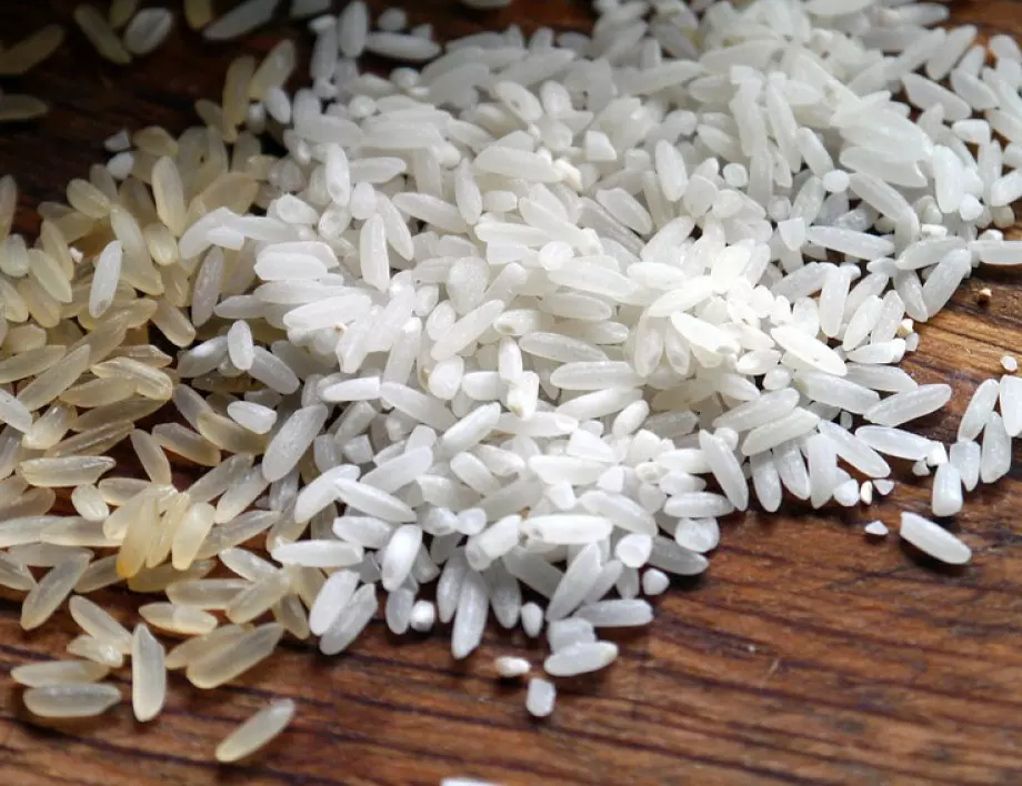 Защо да поставим буркани с ориз в ъглите на стаите? Ефектът ще ви изненада! 