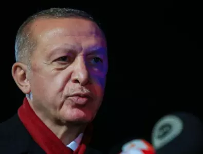 Ердоган: Надявам се Франция скоро да се отърве от Макрон 