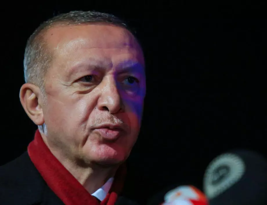 Ердоган съзря в социалните медии заплаха за демокрацията, социалния мир и националната сигурност   