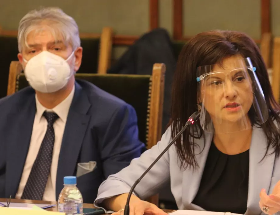 Дариткова: Промените в Закона за здравето не са за освобождаване на държавата от отговорност