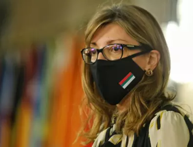 Вицепремиерът Екатерина Захариева е с положителен тест за коронавирус