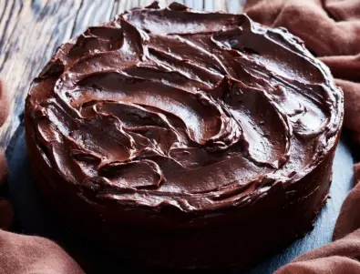 Супер вкусна домашна шоколадова торта, перфектна за специалните поводи