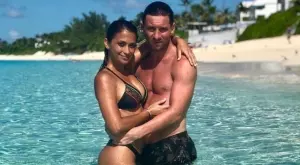 {{ otherArticle[0].article.title }}