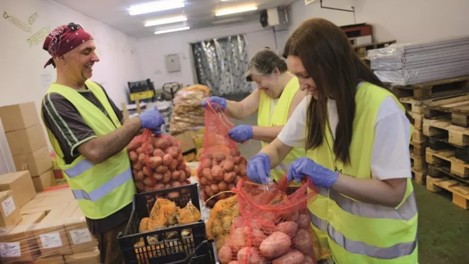 Kaufland продължава подкрепата си за Българска хранителна банка