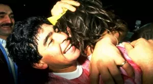 {{ otherArticle[0].article.title }}